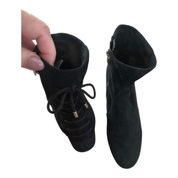Franco  Sarto Elegant Black Ankle Boots Suede Size 8M - Picture 5 of 9